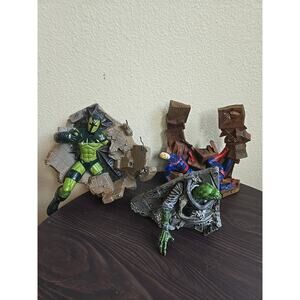 2001 Marvel Ent. 3D Doctor Doom Wall Mount Hanging Action Figure Lot Of 3